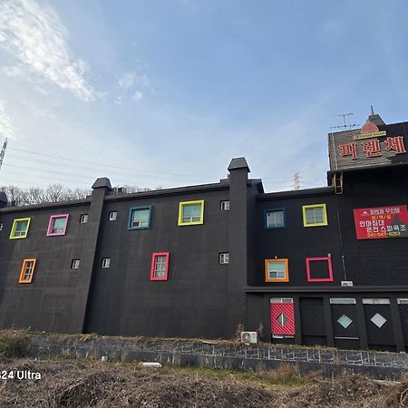 Firenze Motel อาซัน ภายนอก รูปภาพ