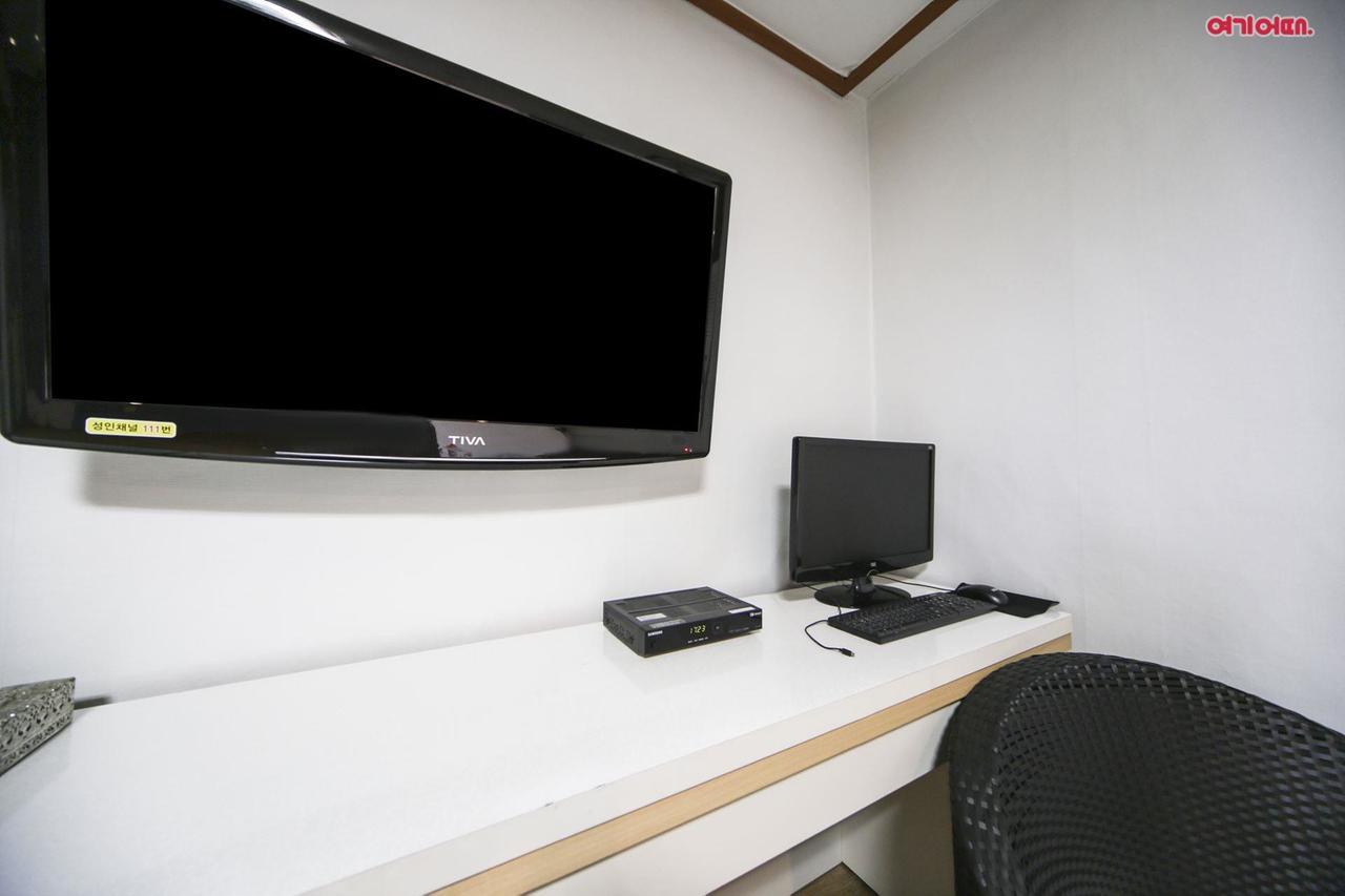 Firenze Motel อาซัน ภายนอก รูปภาพ