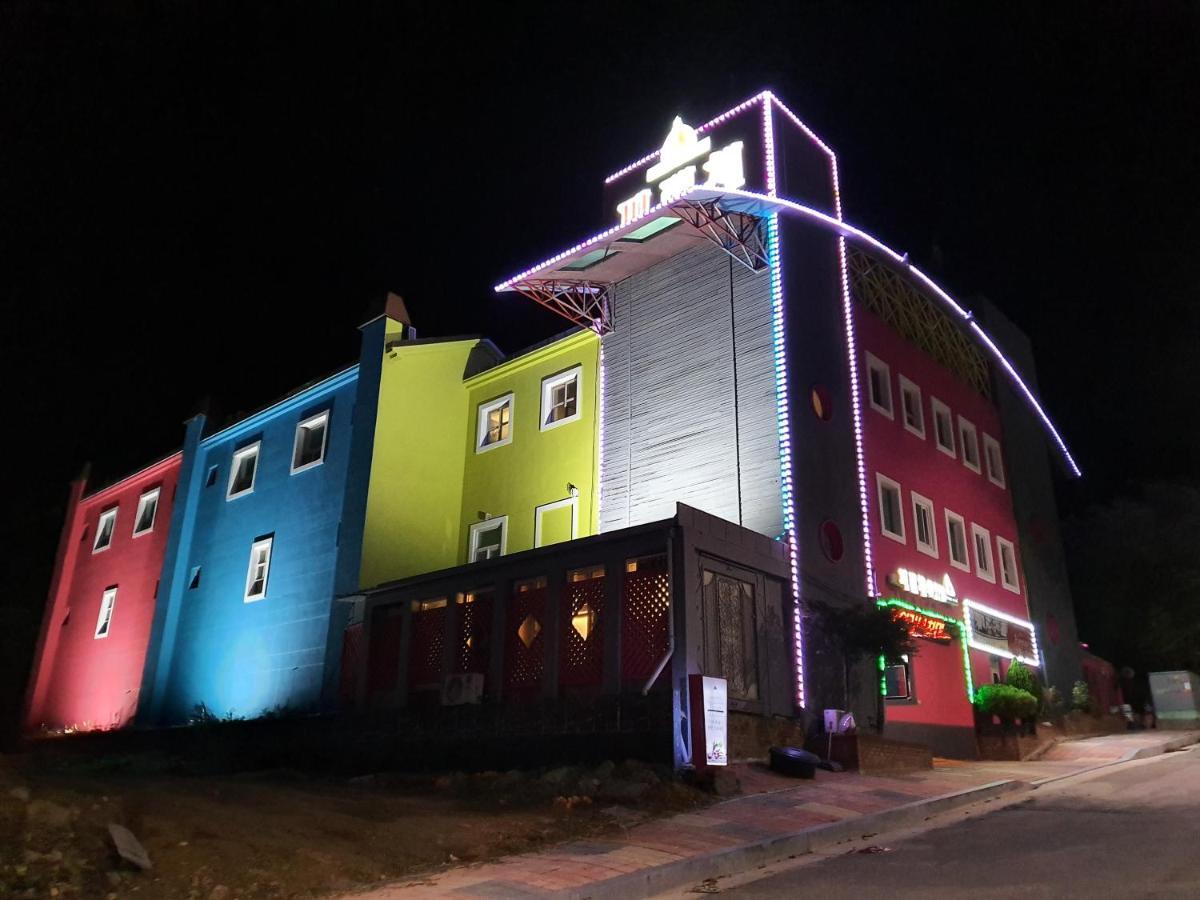 Firenze Motel อาซัน ภายนอก รูปภาพ