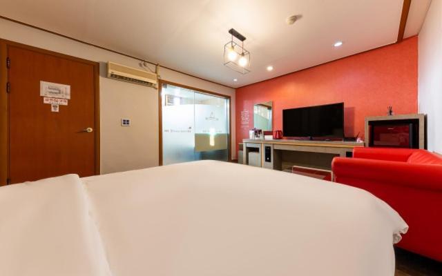 Firenze Motel อาซัน ภายนอก รูปภาพ